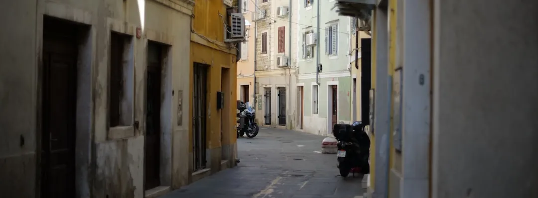 Puglia village architecture and 1 Euro house research