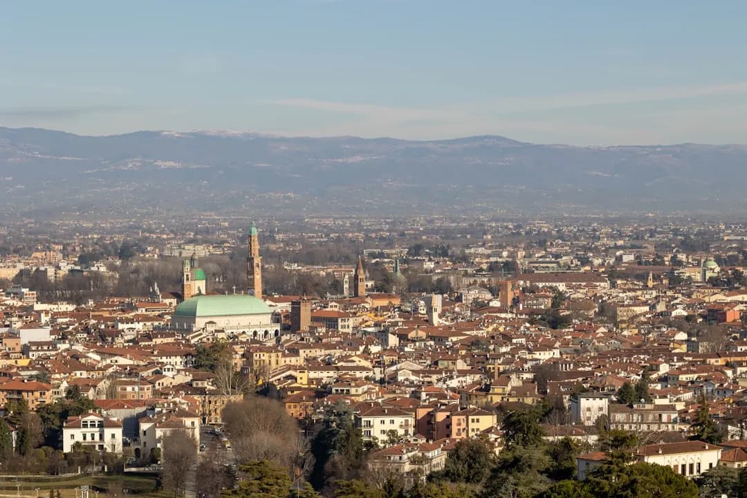 Milan 1 Euro Houses - Lombardy Urban Opportunity